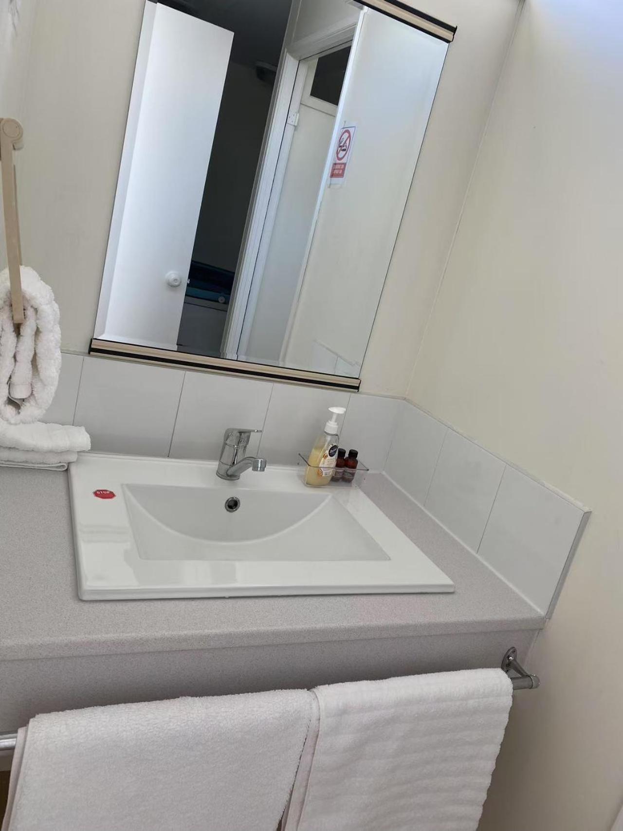 Malones Spa Motel Rotorua Zewnętrze zdjęcie